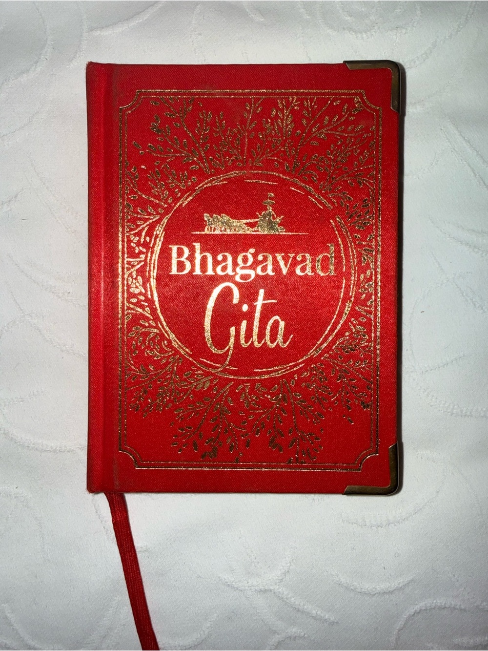 Bhagavad Gita Deluxe Pocket Edition Hardcover Red Gold Foil Metal Corners Ribbon